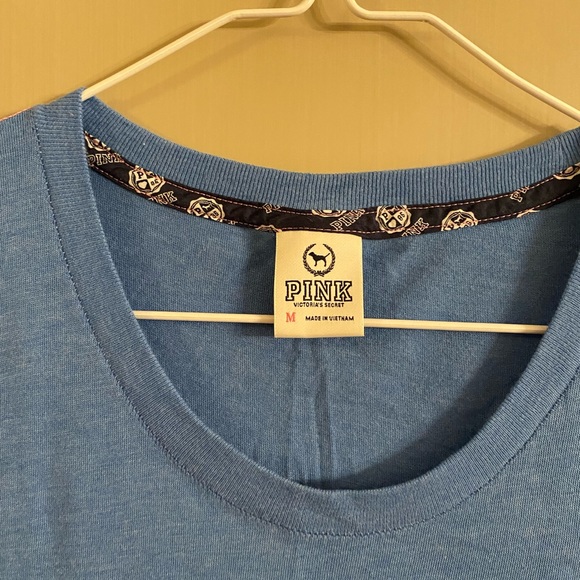 Victoria secret pink tee - Picture 2 of 2